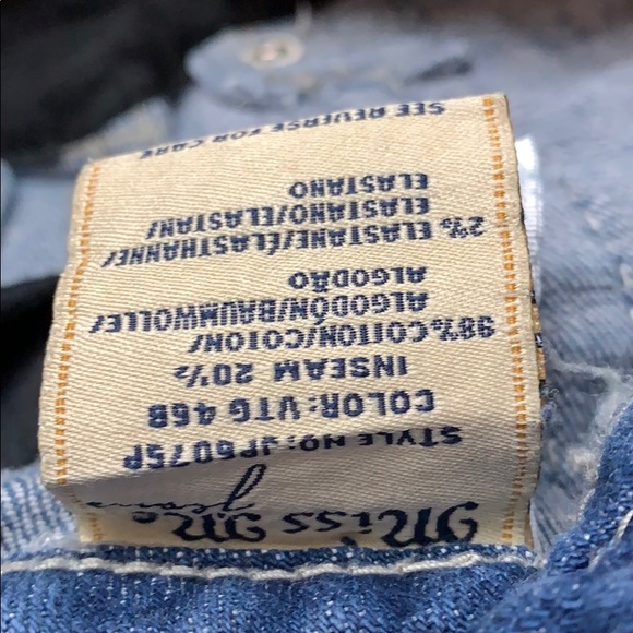 Miss Me Capri Jeans size 27 **see pics - Picture 6 of 8
